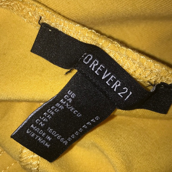 Yellow romper - Picture 3 of 3